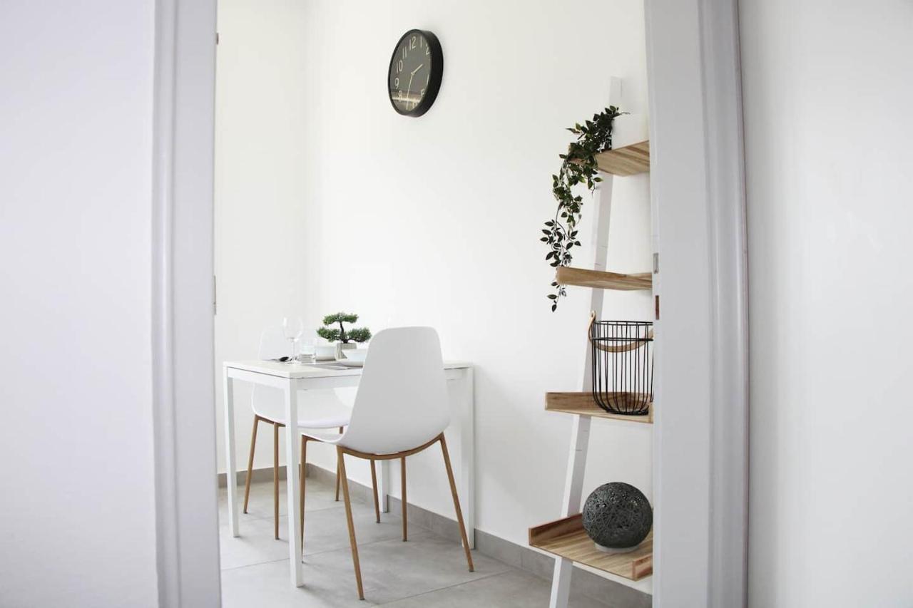 New & Modern Apartment With Beautiful Lake View! ลูกาโน ภายนอก รูปภาพ